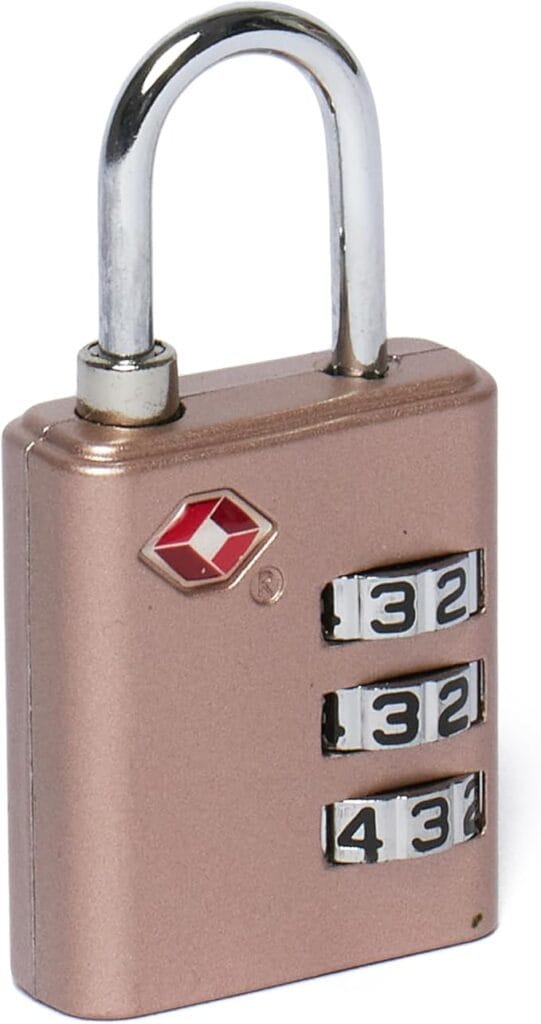 Cadeado TSA dourado com senha numérica de três dígitos, ideal para malas de viagem